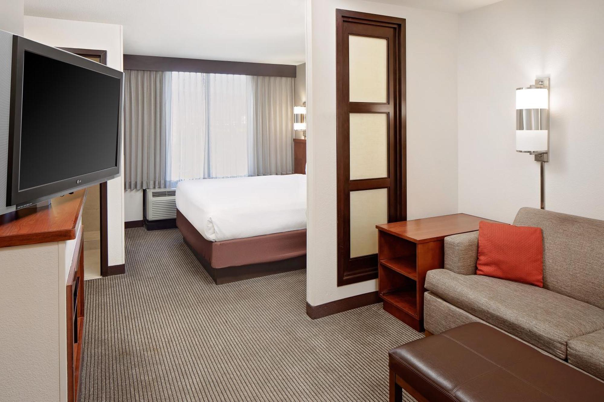 Hyatt Place Ontario/Rancho Cucamonga Rum bild