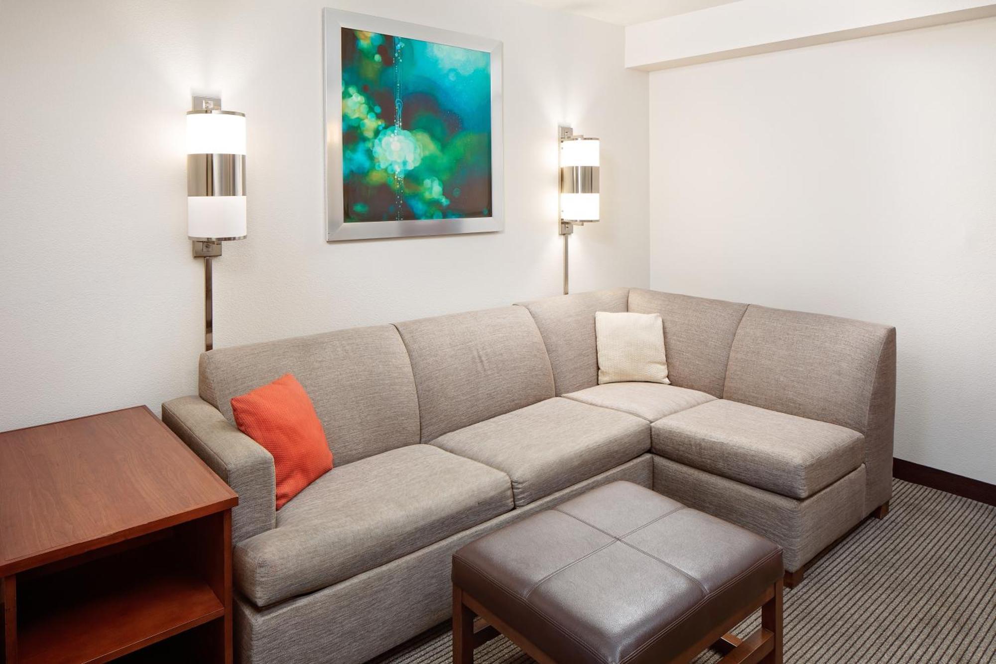 Hyatt Place Ontario/Rancho Cucamonga Rum bild